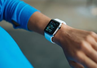 Apple Watch для дітей та літніх людей: чи варто купувати?