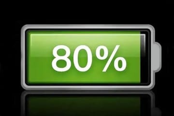 Почему iPhone заряжается только до 80 %?