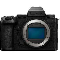 Беззеркальный фотоаппарат Panasonic Lumix S DC-S5 IIX Body (DC-S5M2XEE)