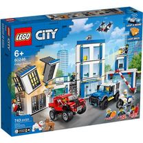 Конструктор Lego City Поліцейська дільниця (60246)