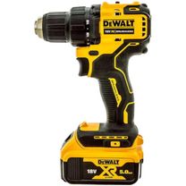 Шуруповерт-дрель аккумуляторная DeWALT XR Li-Ion 18В 2х5А&ч 65Нм 0-450&0-1650об/мин кейс ЗП 1.1кг (DCD708P2T)