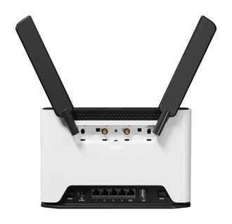Маршрутизатор MikroTik Chateau LTE18 AX (S53UG+5HaxD2HaxD-TC&EG18-EA) - фото 2 Маршрутизатор MikroTik Chateau LTE18 AX (S53UG+5HaxD2HaxD-TC&EG18-EA) - фото 2