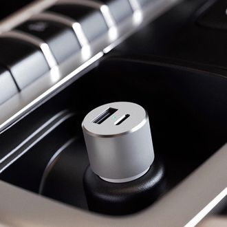 Автомобільна зарядка Satechi 72W Type-C PD Car Charger Silver (ST-TCPDCCS) - фото 4 Автомобільна зарядка Satechi 72W Type-C PD Car Charger Silver (ST-TCPDCCS) - фото 4