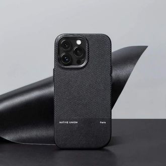 Чохол Native Union (RE) Classic Case Black for iPhone 15 (RECLA-BLK-NP23) - фото 3