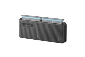 Кейс для швидкої зарядки Insta360 X5 Utility Fast Charge Case (CINSBAHM) - фото 4 Кейс для швидкої зарядки Insta360 X5 Utility Fast Charge Case (CINSBAHM) - фото 4