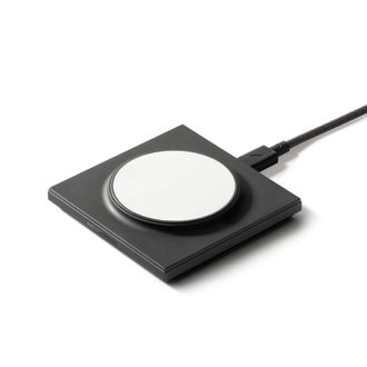 Бездротовий зарядний пристрій Native Union Drop Magnetic Wireless Charger Black (DROP-MAG-BLK-NP) - фото 1 Бездротовий зарядний пристрій Native Union Drop Magnetic Wireless Charger Black (DROP-MAG-BLK-NP) - фото 1