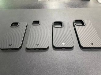 Чохол iLera Carbon Series Full Protection case 1.0 for iPhone 15 Pro - фото 3