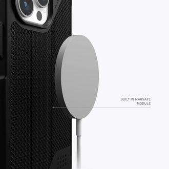 Чохол UAG для Apple iPhone 15 Pro Metropolis LT Magsafe, Kevlar Black (114277113940) - фото 4 Чохол UAG для Apple iPhone 15 Pro Metropolis LT Magsafe, Kevlar Black (114277113940) - фото 4