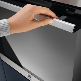 Встраиваемый духовой шкаф Electrolux EOH4P56BX Europe - фото 3