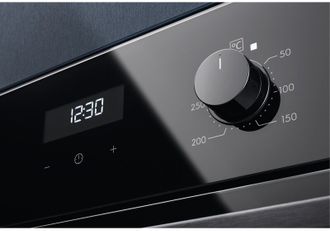 Вбудована духова шафа Electrolux KODEF70BZ - фото 3