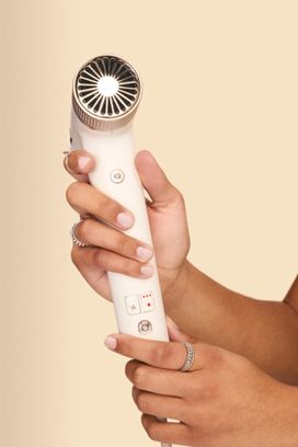 Фен Shark SpeedStyle 3-in-1 for Curly&Coily Hair HD334EU Europe - фото 11 Фен Shark SpeedStyle 3-in-1 for Curly&Coily Hair HD334EU Europe - фото 11