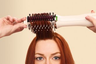 Фен-щітка Shark SmoothStyle Hot Brush & Smoothing Comb HT212EU Europe - фото 11 Фен-щітка Shark SmoothStyle Hot Brush & Smoothing Comb HT212EU Europe - фото 11