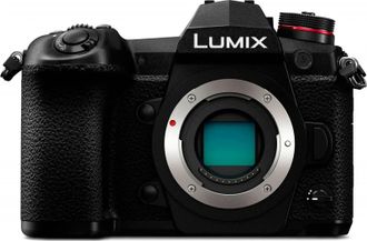 Бездзеркальний фотоапарат Panasonic Lumix DC-G9 Body ENGLISH MENU + Мікрофон BOYA - фото 1