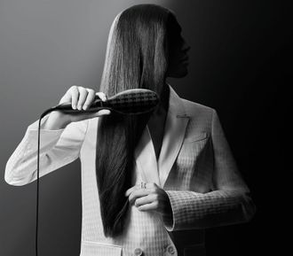 Електрогребінець Rowenta Powerstraight Karl Lagerfeld CF582LF0 Europe - фото 6