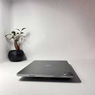 Вживаний Apple iPad Pro 11" 2022 Wi-Fi 128GB Silver (MNXE3) (Ідеальний стан) - фото 4 Вживаний Apple iPad Pro 11" 2022 Wi-Fi 128GB Silver (MNXE3) (Ідеальний стан) - фото 4
