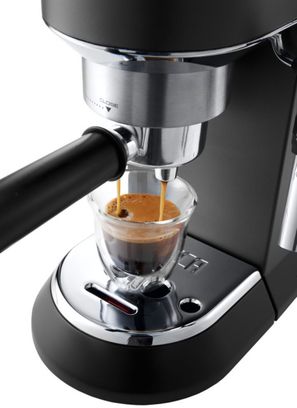 Кавоварка DeLonghi EC 685.BK Europe - фото 5 Кавоварка DeLonghi EC 685.BK Europe - фото 5