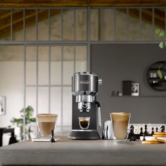 Кофеварка DeLonghi Dedica Arte EC 885.GY Europe - фото 4