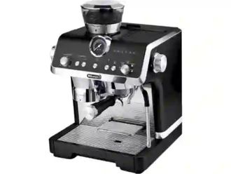 Кофеварка рожковая эспрессо Delonghi La Specialista Arte EC 9155.BK - фото 1