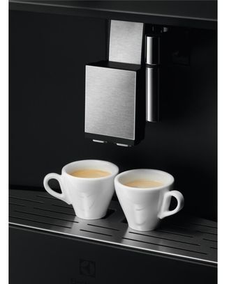 Встроенная кофемашина Electrolux KBC85H Europe - фото 3 Встроенная кофемашина Electrolux KBC85H Europe - фото 3