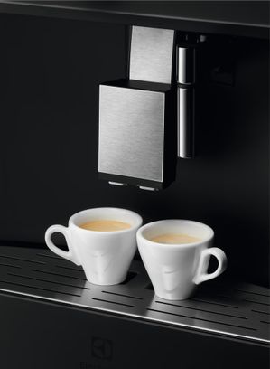 Кофемашина Electrolux KBC85T - фото 9 Кофемашина Electrolux KBC85T - фото 9