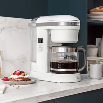 Кофеварка KitchenAid Classic 5KCM1208EWH Europe - фото 5 Кофеварка KitchenAid Classic 5KCM1208EWH Europe - фото 5