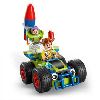 Конструктор Lego Disney Історія іграшок Святковий поїзд та машинка (43264) - фото 4 Конструктор Lego Disney Історія іграшок Святковий поїзд та машинка (43264) - фото 4