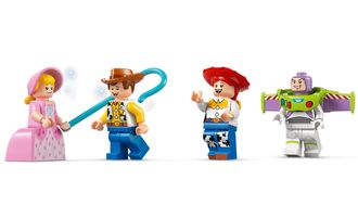 Конструктор Lego Disney Історія іграшок Святковий поїзд та машинка (43264) - фото 5 Конструктор Lego Disney Історія іграшок Святковий поїзд та машинка (43264) - фото 5