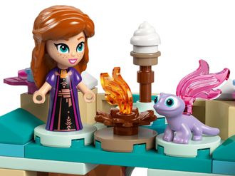 Конструктор Lego Disney Міні замок Еренделл та крижаний палац Ельзи (43278) - фото 5 Конструктор Lego Disney Міні замок Еренделл та крижаний палац Ельзи (43278) - фото 5