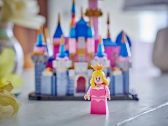 Конструктор Lego Disney princess Мини-замок Спящей красавицы Диснея (40720) - фото 3 Конструктор Lego Disney princess Мини-замок Спящей красавицы Диснея (40720) - фото 3