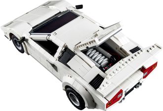 Конструктор Lego Icons Lamborghini Countach 5000 Quattrovalvole (10337) - фото 6 Конструктор Lego Icons Lamborghini Countach 5000 Quattrovalvole (10337) - фото 6