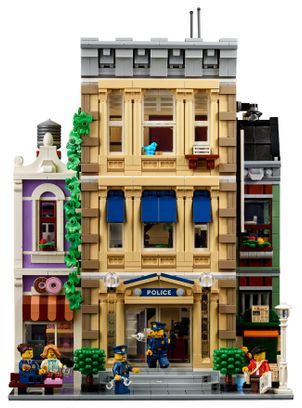 Конструктор Lego Еxpert Відділок поліції (10278) - фото 4 Конструктор Lego Еxpert Відділок поліції (10278) - фото 4