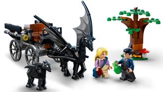 Конструктор Lego Harry Potter Карета та фестивалі Хогвартсу (76400) - фото 2 Конструктор Lego Harry Potter Карета та фестивалі Хогвартсу (76400) - фото 2