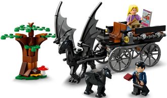 Конструктор Lego Harry Potter Карета та фестивалі Хогвартсу (76400) - фото 3 Конструктор Lego Harry Potter Карета та фестивалі Хогвартсу (76400) - фото 3