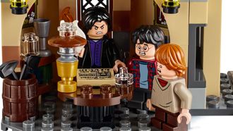 Конструктор Lego Harry Potter Большой зал Хогвартса (75954) - фото 5 Конструктор Lego Harry Potter Большой зал Хогвартса (75954) - фото 5