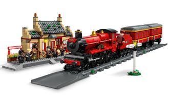Конструктор Lego Harry Potter Хогвартс-Експрес та станція Хогсмід (76423) - фото 3 Конструктор Lego Harry Potter Хогвартс-Експрес та станція Хогсмід (76423) - фото 3