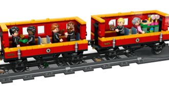 Конструктор Lego Harry Potter Хогвартс-Експрес та станція Хогсмід (76423) - фото 5 Конструктор Lego Harry Potter Хогвартс-Експрес та станція Хогсмід (76423) - фото 5