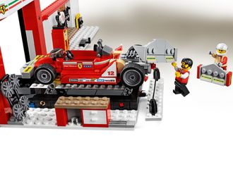 Конструктор Lego Speed Champions Унікальний гараж Ferrari (75889) - фото 6 Конструктор Lego Speed Champions Унікальний гараж Ferrari (75889) - фото 6