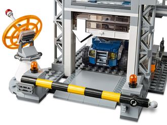 Конструктор Lego Marvel Битва на базі Месників (76131) - фото 5 Конструктор Lego Marvel Битва на базі Месників (76131) - фото 5