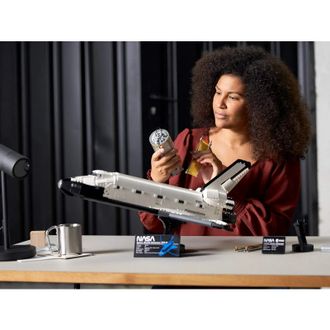Конструктор Lego Космический шаттл NASA Discovery (10283) - фото 10 Конструктор Lego Космический шаттл NASA Discovery (10283) - фото 10