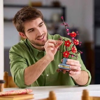 Конструктор Lego Botanicals Сливовый цвет (10369) - фото 4 Конструктор Lego Botanicals Сливовый цвет (10369) - фото 4