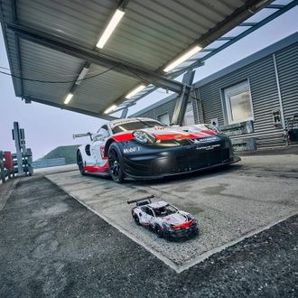 Конструктор Lego Technic Porsche 911 RSR (42096) - фото 8 Конструктор Lego Technic Porsche 911 RSR (42096) - фото 8
