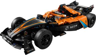 Конструктор Lego Technic Автомобіль для перегонів NEOM McLaren Formula E 42169 - фото 2 Конструктор Lego Technic Автомобіль для перегонів NEOM McLaren Formula E 42169 - фото 2
