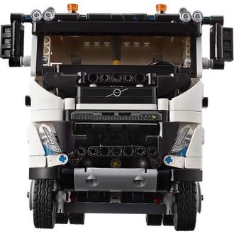 Конструктор Lego Грузовик Volvo FMX и электрический экскаватор EC230 (42175) - фото 4 Конструктор Lego Грузовик Volvo FMX и электрический экскаватор EC230 (42175) - фото 4