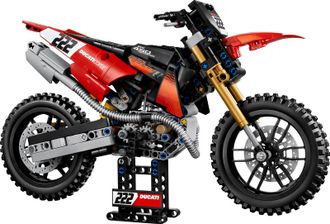 Конструктор Lego Technic Мотоцикл Ducati Desmo450 MX Factory (42238) - фото 3 Конструктор Lego Technic Мотоцикл Ducati Desmo450 MX Factory (42238) - фото 3