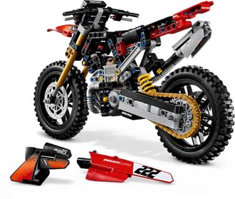 Конструктор Lego Technic Мотоцикл Ducati Desmo450 MX Factory (42238) - фото 6 Конструктор Lego Technic Мотоцикл Ducati Desmo450 MX Factory (42238) - фото 6