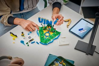 Конструктор LEGO Editions Football Вінісіус Жуніор – найкращі моменти футбольних матчів (43027) - фото 8 Конструктор LEGO Editions Football Вінісіус Жуніор – найкращі моменти футбольних матчів (43027) - фото 8