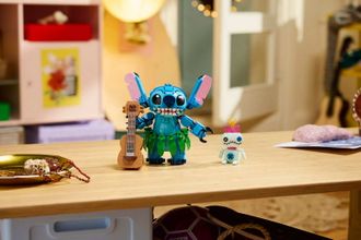 Конструктор LEGO Disney Стич и Страхопудка (43296) - фото 10