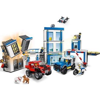 Конструктор Lego City Поліцейська дільниця (60246) - фото 3