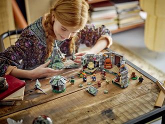Конструктор Lego Harry Potter Хатка Хагрида: Непрошенные гости (76428) - фото 5 Конструктор Lego Harry Potter Хатка Хагрида: Непрошенные гости (76428) - фото 5