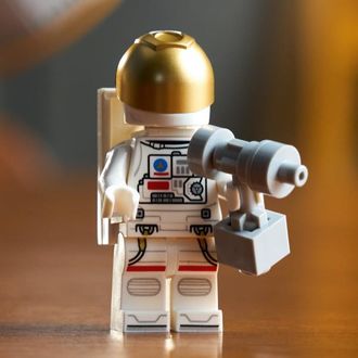 Конструктор LEGO Icons Космічний телескоп Габбл (11382) - фото 9